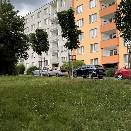 V Karlovych Varech Pro 2 Osoby, Free Wifi *